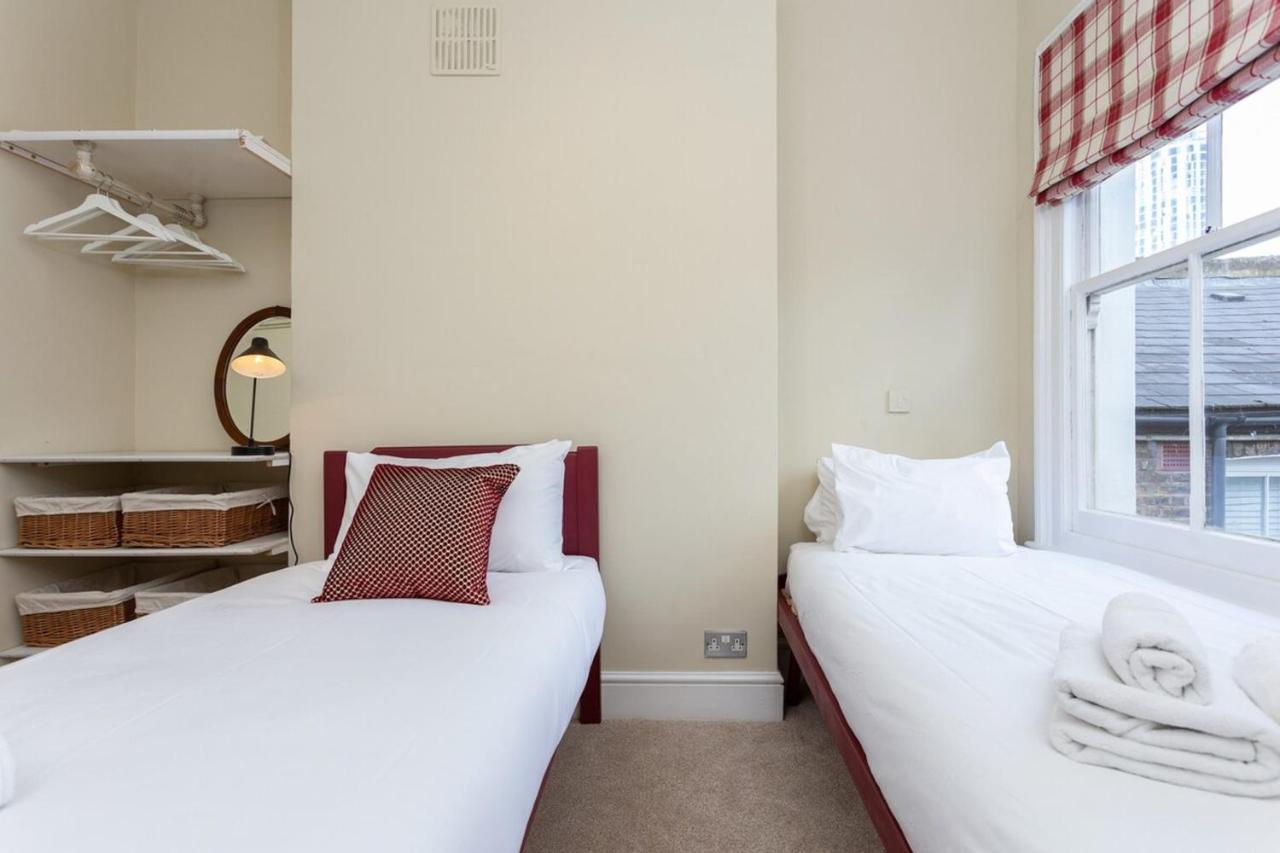 Quaint 2 Bedroom Flat - 9 Minutes Walk To Vauxhall Tube London Eksteriør bilde